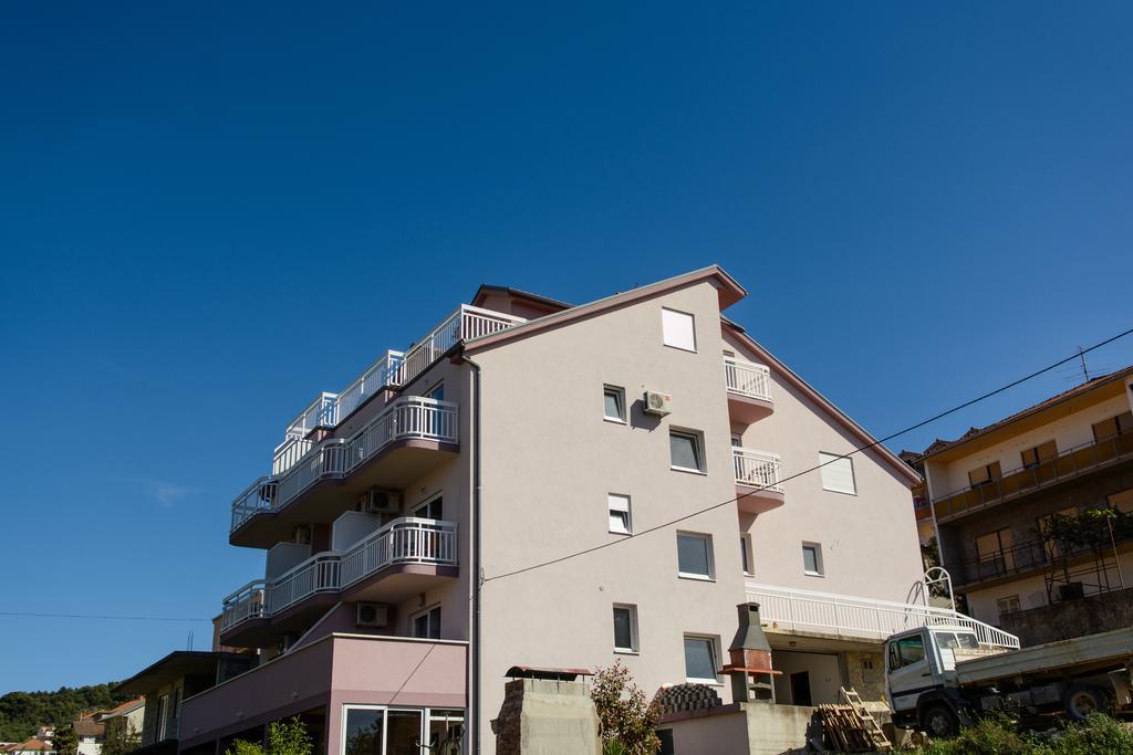 Apartmani MM Trogir Bagian luar foto